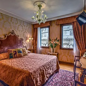 https://bel-sito-venice.hotelinveneto.com